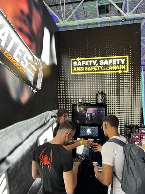 comprar Touch Screen Instant Protein Vending Machine with hot and cold drinks suit in GYM fabricação em linha